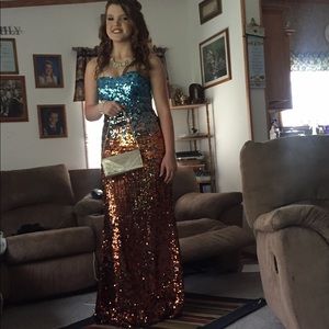Night Moves Gourgeous Prom Dress